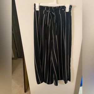 Black and white stripe wide leg pant
